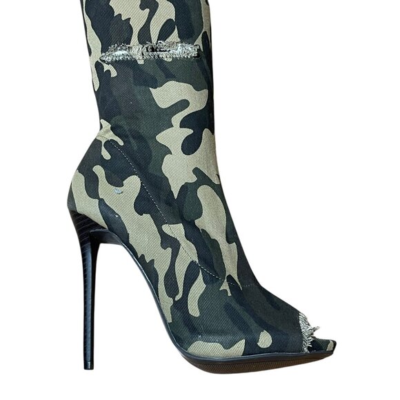Shoedazzle Camo Thigh-High Stiletto Boots Size 8 With Peep Toe & Distressed Ripp - Picture 15 of 16